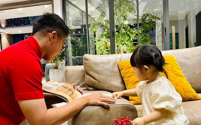 Matt Liu khoe ảnh cùng ái nữ nhà Cường Đô La, còn làm 1 việc khiến đại gia phố núi phải đích thân cảm ơn