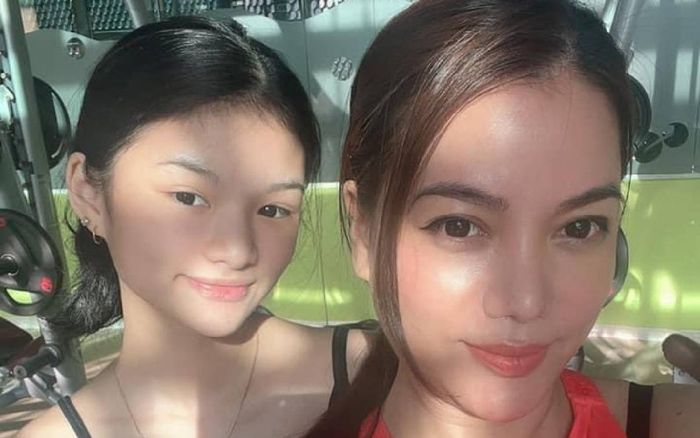 Con gái Trương Ngọc Ánh khoe chân dài ở phòng gym, lộ đặc điểm dự đoán hơn hẳn mẹ trong tương lai