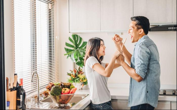 Valentine vui vẻ không quạu: Hoá giải lời hồi đáp quốc dân 'Gì cũng được'