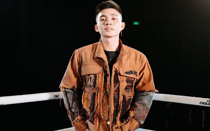 Jun Phạm 'dở khóc dở cười' khi bị BB Trần chất vấn 'chuyện nhạy cảm'