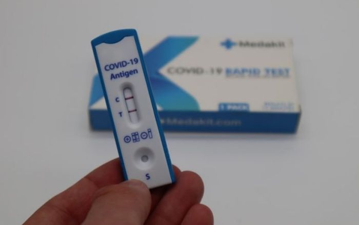Người đàn ông xét nghiệm dương tính Covid-19 triền miên suốt 14 tháng
