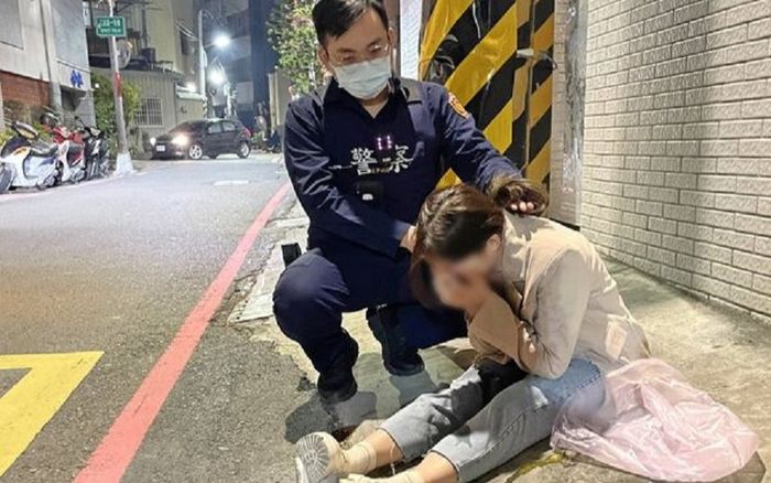 Bị 'đá' ngay trước ngày Lễ tình nhân, cô gái làm một việc khiến cảnh sát phải ra mặt