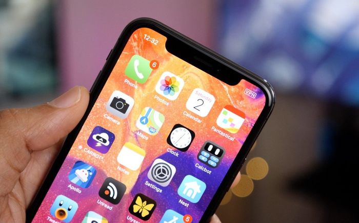 iPhone nhấp nháy đủ loại màu sắc trên thanh trạng thái, nó có ý nghĩa gì?