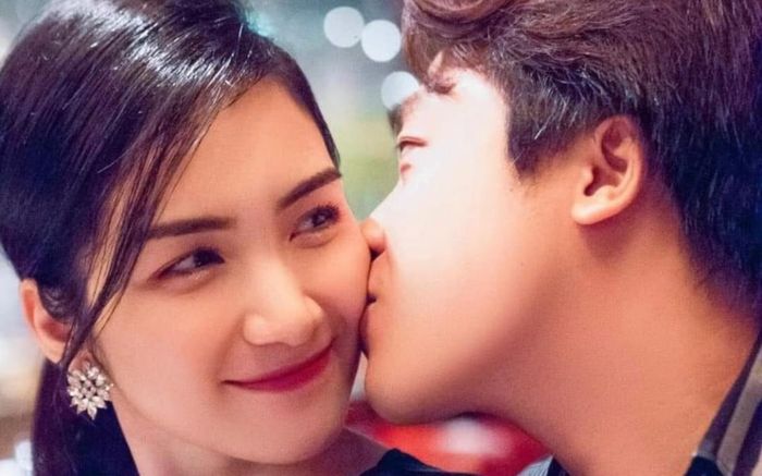 Vợ Phan Văn Đức và Bùi Tiến Dũng động viên Hoà Minzy với câu nói đầy ý nghĩa