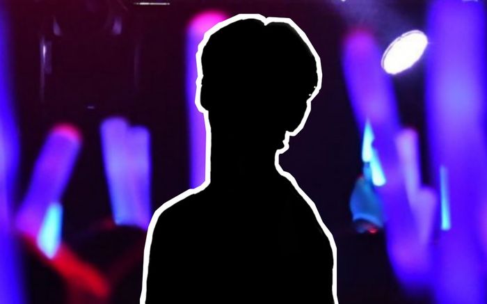 Gần như mất trắng sự nghiệp vì scandal tình ái, nam ca sĩ tái xuất showbiz nhưng nhận lại ê chề