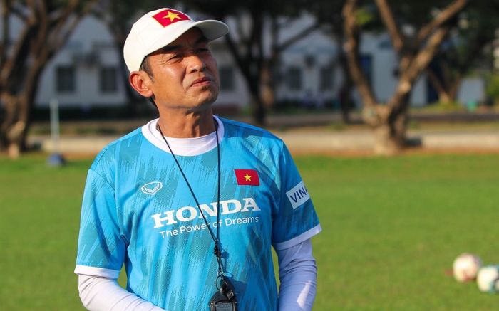 Thắng Singapore 7-0, HLV U23 Việt Nam nói do may mắn