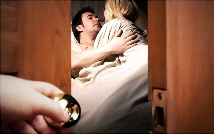 Bắt tình nhân bỏ vợ để cưới mình nhưng bị từ chối, 'tiểu tam' điên cuồng gây ra thảm kịch cho cả nhà