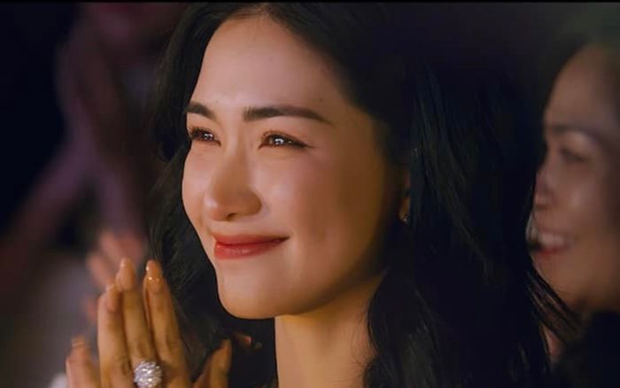 Hoà Minzy - Hai lần tan vỡ tình yêu theo một kịch bản khó ngờ