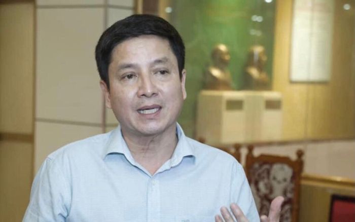 Đang yên đang lành lại xuất hiện tin đồn bị đột quỵ đang nguy kịch, nghệ sĩ Chí Trung nói gì?