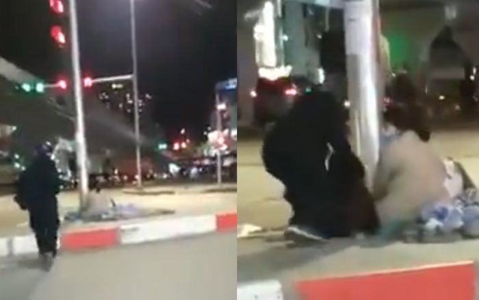 Clip: Ấm lòng với hình ảnh chàng trai giúp đỡ em bé ngủ ngoài đường giữa đêm đông giá buốt