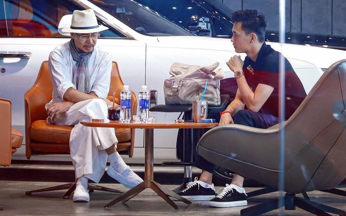 'Vua cà phê' gặp gỡ 'ông trùm' siêu xe Sài Gòn: Sắp có phi vụ lớn gì?