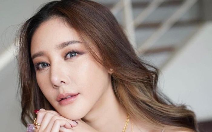 Rộ tin đã tìm thấy thi thể nữ diễn viên 'Chiếc lá cuốn bay' bị rớt xuống sông?