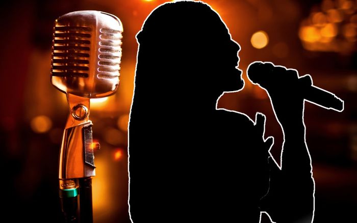 Một nữ ca sĩ hát tù tì hết 11 bài nhưng khán giả vẫn chưa chịu về, phản ứng lúc đó ra sao?