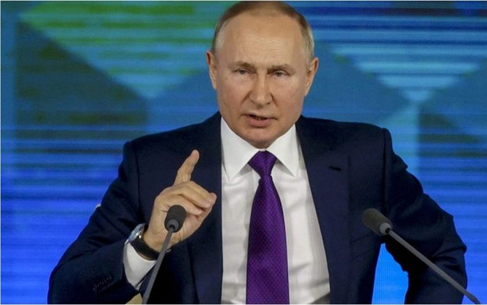 Tổng thống Putin lên tiếng sau 3 ngày chiến sự căng thẳng tại Ukraine