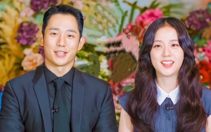 Jisoo (BLACKPINK) và Jung Hae In bị người trong ngành để lộ chuyện đang yêu nhau?