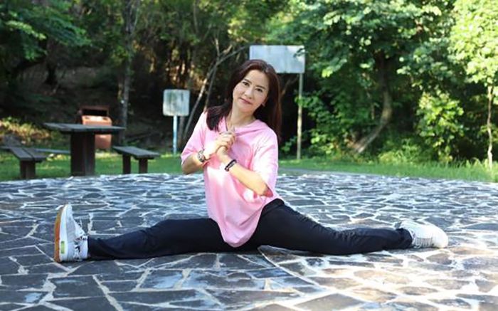 Sao nữ kỳ cựu của TVB qua đời ở tuổi 56 do ung thư phổi