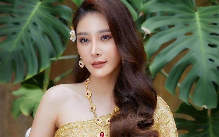 Mô phỏng hiện trường vụ nữ diễn viên 'Chiếc lá cuốn bay' tử nạn, quản lý có thái độ lạ trước phóng viên