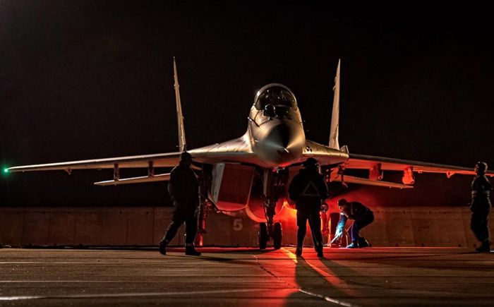 NATO tuyên bố không cung cấp máy bay chiến đấu cho Ukraine