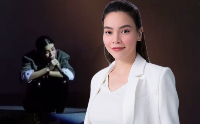 Hồ Ngọc Hà nức nở hát nhạc tình, nhưng dáng ngồi kỳ lạ mới gây chú ý