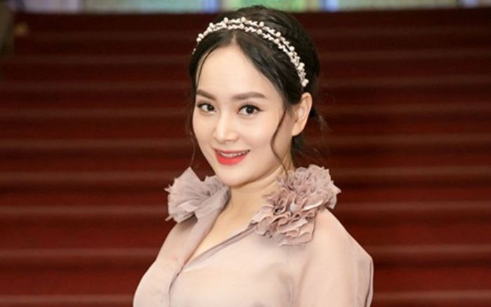 Lan Phương thông báo cả gia đình bị nhiễm Covid-19, sức khỏe mọi người ra sao?