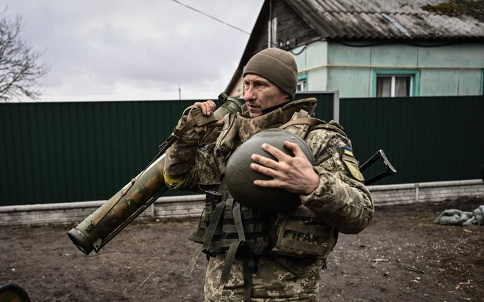 Mỹ chuyển giao phần lớn vũ khí cam kết viện trợ cho Ukraine