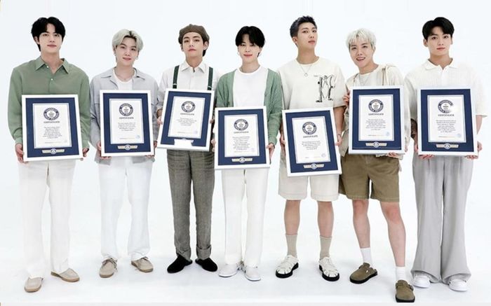 BTS khai bát năm 2022 với 3 kỉ lục Guinness thế giới trên mạng xã hội đầy ấn tượng