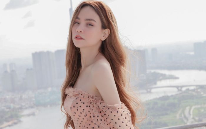 Hà Hồ dương tính với Covid-19, sức khỏe của cả gia đình thế nào?