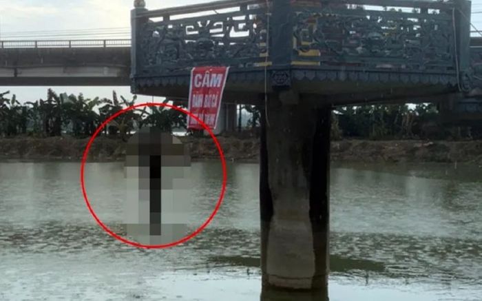 Người đàn ông tử vong trong tư thế treo cổ trong một ngôi chùa