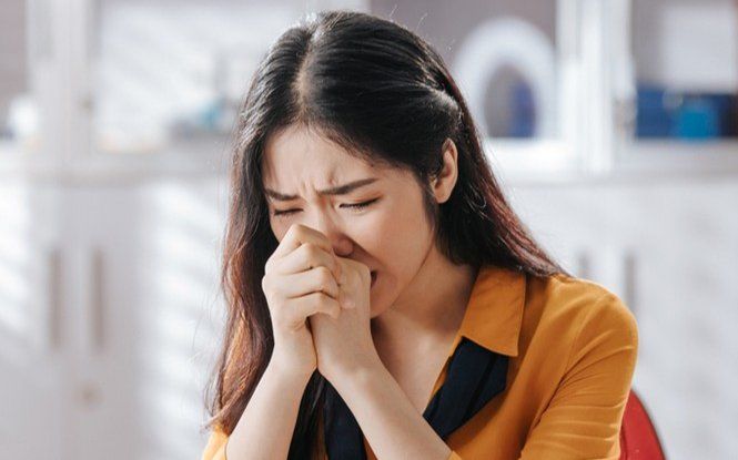 Hòa Minzy tiết lộ giọng hát bị ảnh hưởng hậu dương tính COVID-19, tình trạng khá nghiêm trọng