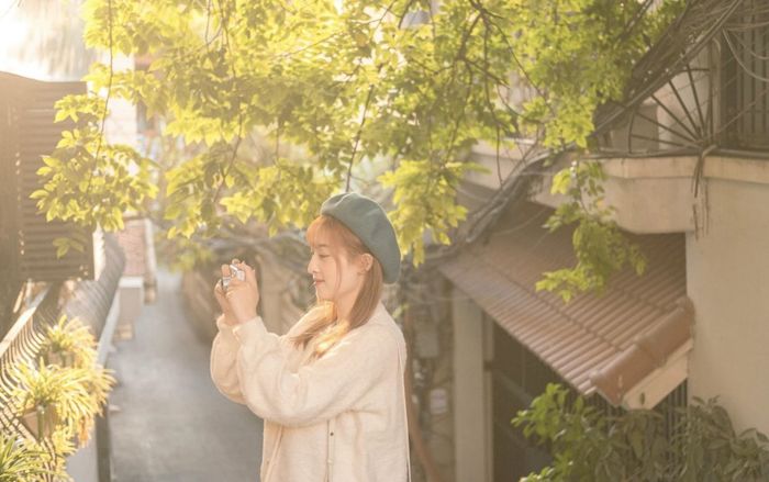 Loạt ảnh 'sống ảo' cực xịn tại con dốc đẹp tựa phim Hàn Quốc ở làng Yên Phụ, Tây Hồ