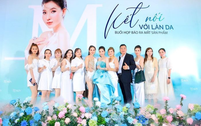 Thái Sương và câu chuyện bén duyên cùng kinh doanh mỹ phẩm