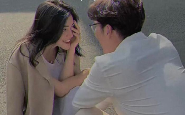 Sau 3 tháng ly hôn, chồng cũ Lâm Khánh Chi liên tục phát 'cẩu lương' bên tình mới