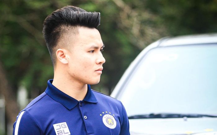 Quang Hải: Đòi tiền kỷ lục như... siêu xe của Hiền Hồ, chỉ muốn 'nương tựa' Hà Nội FC?