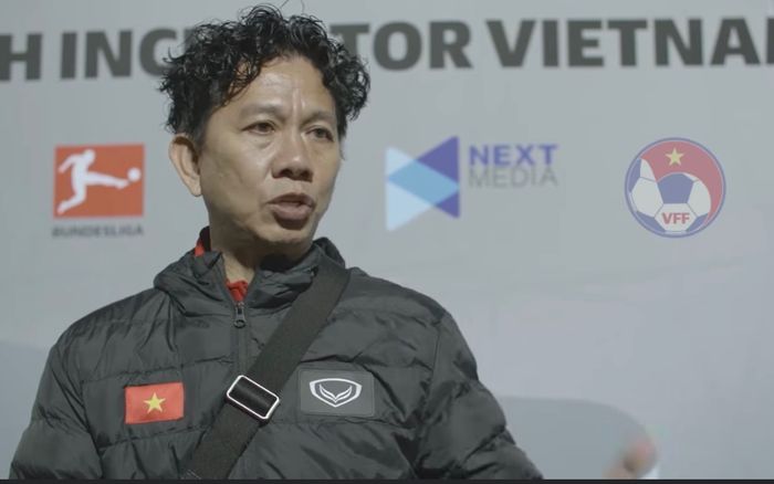 Sau vụ U23 Việt Nam lớn tuổi hơn Thái Lan, HLV Hoàng Anh Tuấn tự hào khi U17 đá hoà ở Đức