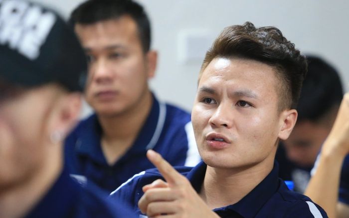 Vụ Quang Hải có nguy cơ thất nghiệp: Ông Park sẽ giúp học trò?