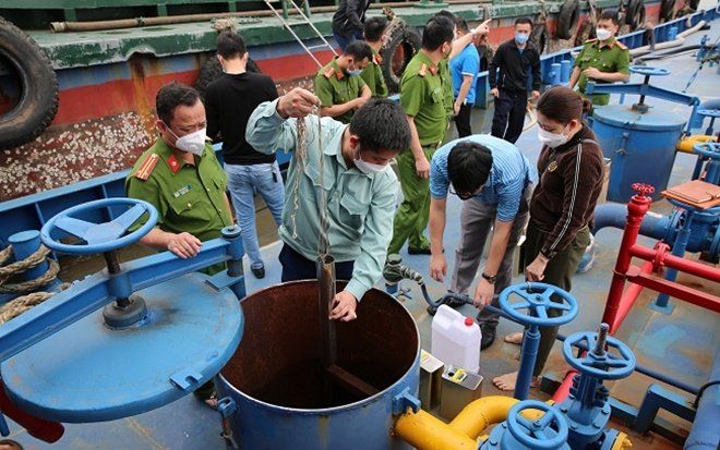 Nghệ An: Bắt vụ vận chuyển 1 triệu lít xăng lậu trị giá gần 30 tỷ đồng