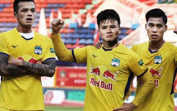 Vì sao không có chuyện Quang Hải về CLB HAGL?