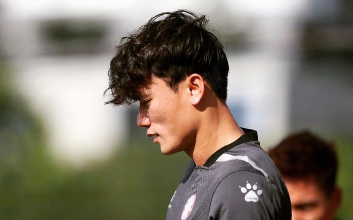 Thủ môn Bùi Tiến Dũng trong nỗi nhớ ngày xưa: Đừng trách ông Park khi cánh cửa chỉ khép hờ