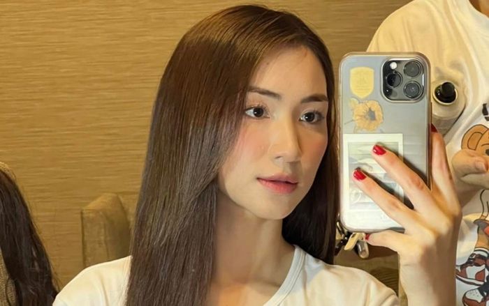 Hòa Minzy khoe ảnh chụp qua cam thường, dân tình ùa vào khen nức nở: 'Xinh như gái Thái'