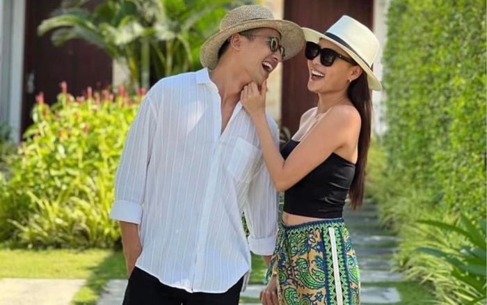 Lương Thế Thành tung bộ ảnh 'tình bể bình' bên bà xã Thúy Diễm, ngày càng hạnh phúc như thuở mới yêu