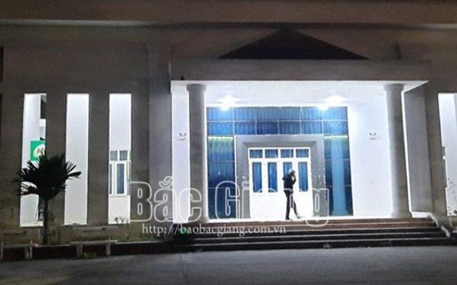 Bắc Giang: Phát hiện nam giáo viên tử vong tại nhà đa năng của trường