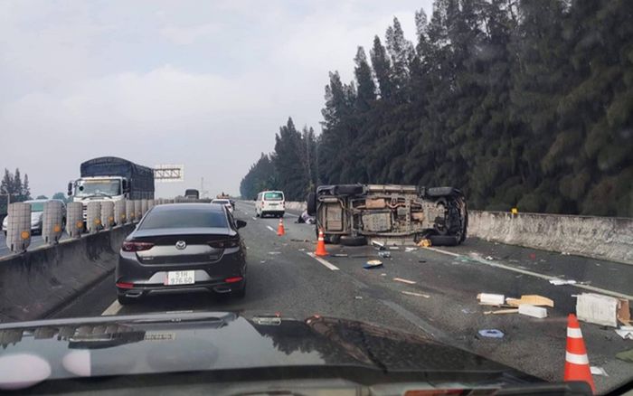 Xe chở Phó chủ tịch TP.HCM gặp tai nạn trên cao tốc Trung Lương