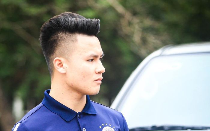 Có hai trường hợp khiến Quang Hải thất nghiệp dài hạn