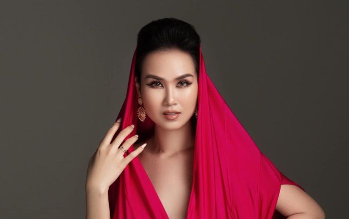 Võ Hạ Trâm bất ngờ thông báo chồng không giàu, chuyện gì đang xảy ra?