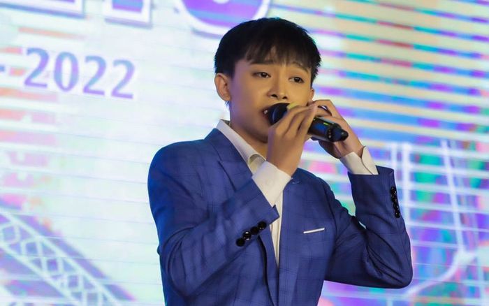 Hồ Văn Cường hát hò ra sao mà bị nhận xét: 'Ngọc Sơn cũng không cứu nổi'?