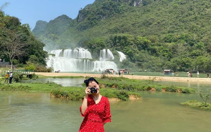 36 giờ ở Cao Bằng - Khi những cô gái khờ gặp một nàng thơ Đông Bắc