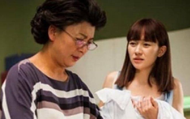 Mẹ chồng 58 tuổi đòi cưới trai trẻ, con dâu 'bàng hoàng' khi nhận ra danh tính người yêu của mẹ