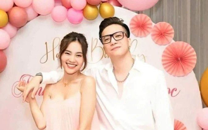 Đăng ảnh chúc mừng sinh nhật Lan Ngọc, S.T Sơn Thạch được fan 'đẩy thuyền' vì tướng phu thê