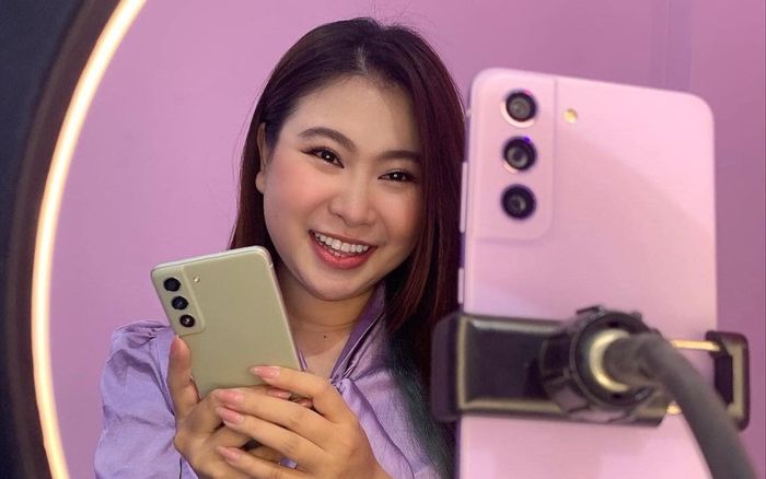 Chang Thái Lan: Nàng Hot TikToker với những màn lồng tiếng phim Hoa ngữ 'đỉnh của chóp'