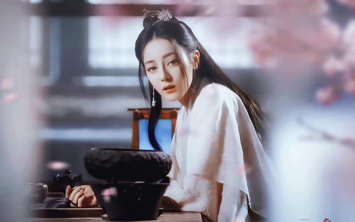 Ngự Giao Ký: Hóa ra Địch Lệ Nhiệt Ba chưa từng có tự do, bị cầm tù cho đến lúc chết